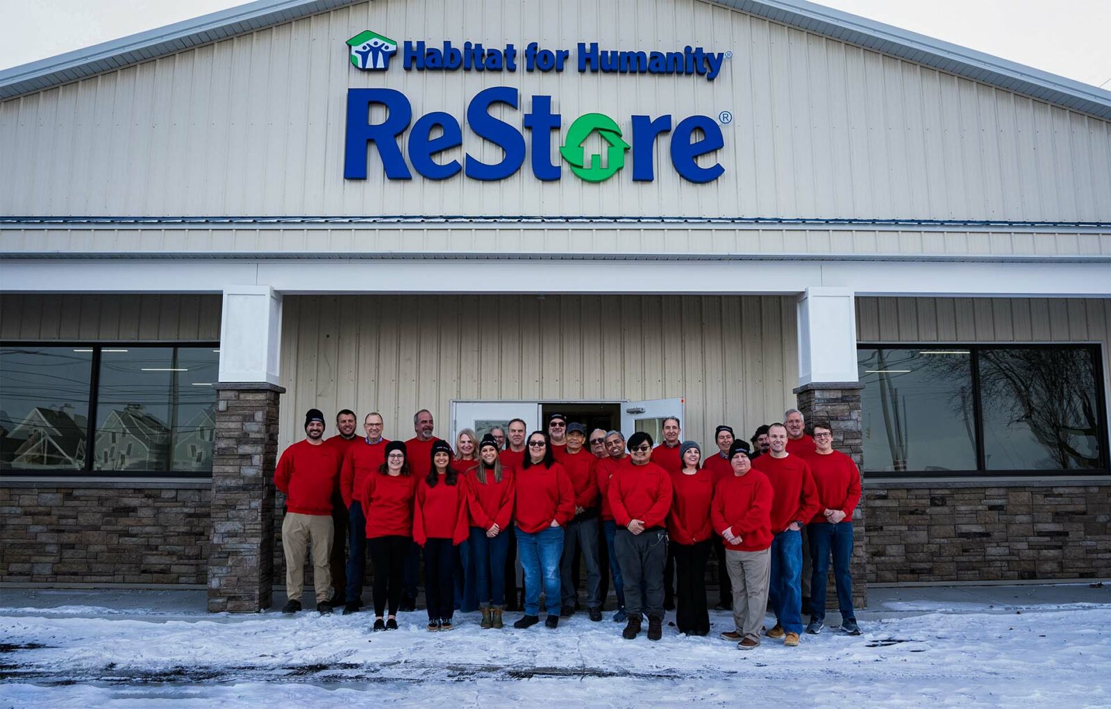 Fenner Dunlop employees giving back to the community